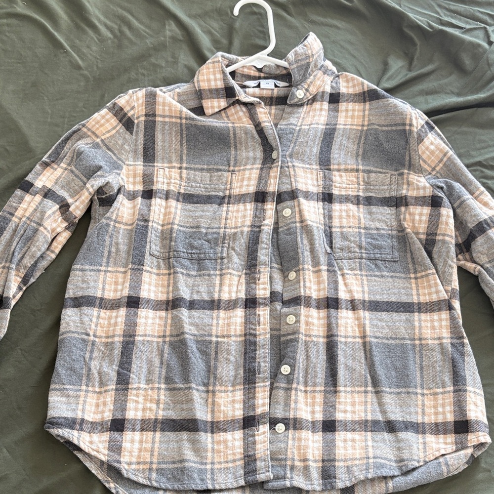 Old Navy Kids Button-Down Plaid Shirt in Gray and Tan